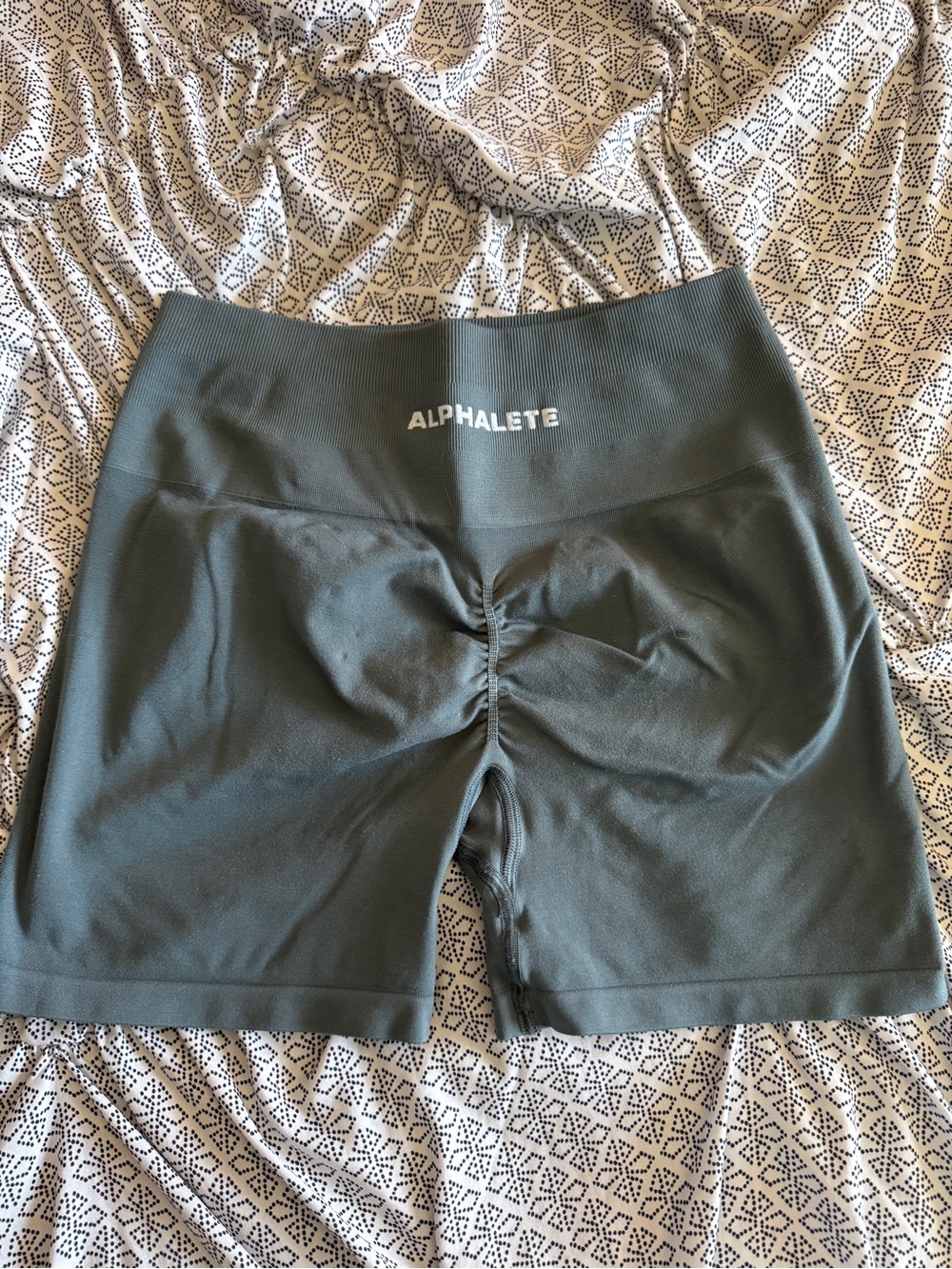 Alphalete amplify biker short